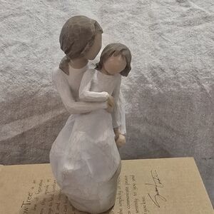 Demdaco - Willowtree - Mother Daughter Figurine #27270 Circa 2013 - Susan Lorde